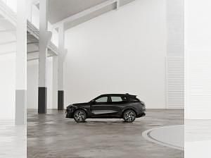 Nouă Lynk & Co 08 345 CP (253 kW) 2025 Negru SUV