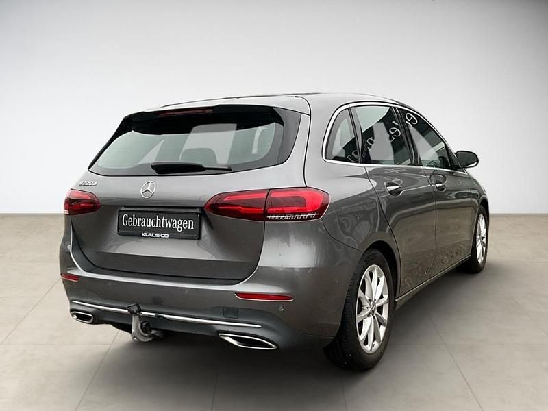 Gebraucht Mercedes B220 Progressive 190 PS (139 kW) 2019 Grau Van / Kleinbus
