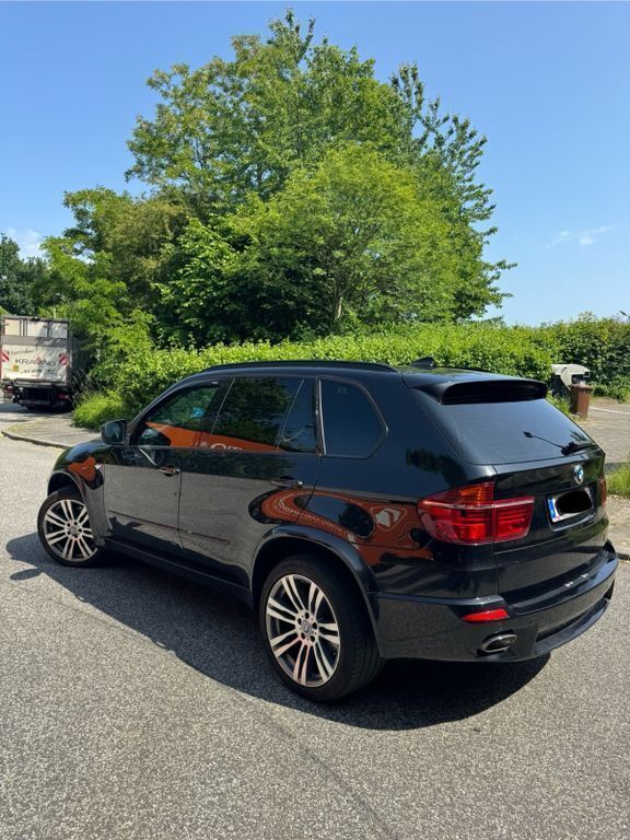 Schwarz Gebraucht 2011 BMW X5 SUV | 18.490 € (Teuer) - Bild 1/4