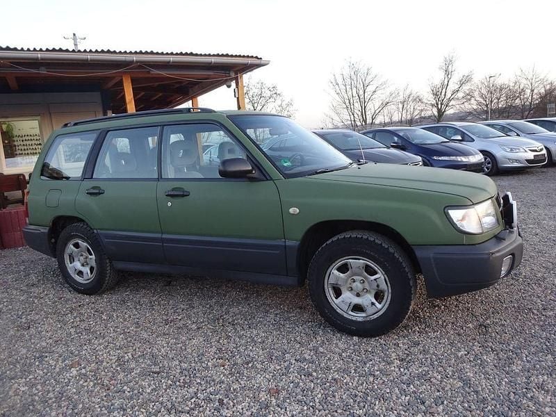 Gebraucht Subaru Forester 122 PS (89 kW) 1998 Grau SUV
