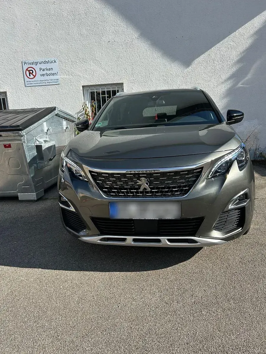Gebraucht Peugeot 5008 GT-line 165 PS (121 kW) 2018 Grau SUV