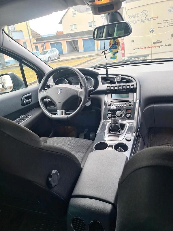 Blau Gebraucht 2010 Peugeot 3008 SUV | 3.100 € (Fairer Preis) - Bild 1/4