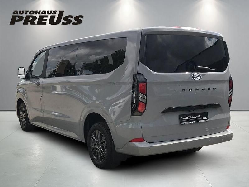 Neu Ford Tourneo Titanium 170 PS (125 kW) 2025 Fancygrau Van / Kleinbus