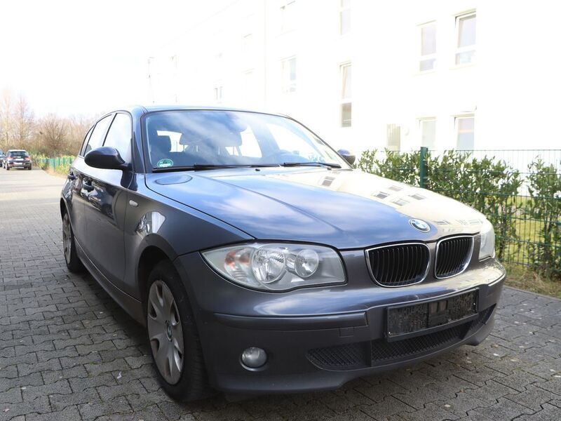 Grau Gebraucht 2006 BMW 116 Advantage Kleinwagen | 902 € (Superpreis) - Bild 1/4