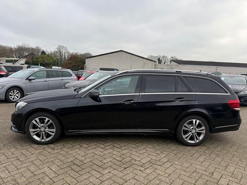 Usata Mercedes E350 252 CV (185 kW) 2013 Nero Station wagon