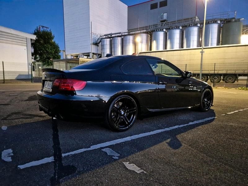 Gebraucht BMW 335 Performance 306 PS (225 kW) 2011 Schwarz Coupé