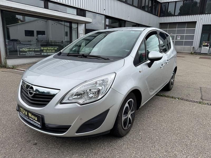 Silber Gebraucht 2011 Opel Meriva Edition Van / Kleinbus | 5.490 € (Guter Preis) - Bild 1/4