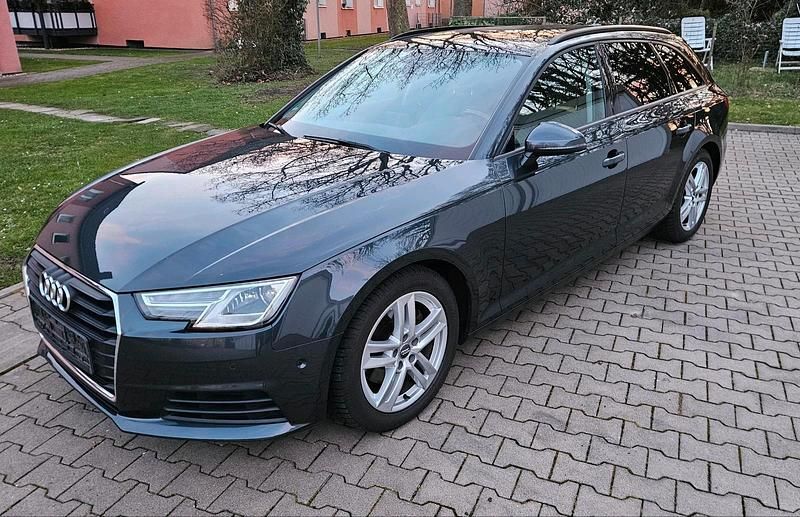 Gebraucht Audi A4 150 PS (110 kW) 2017 Grau Kombi