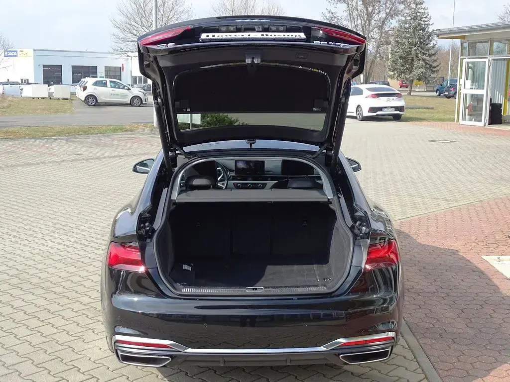 Gebraucht Audi A5 Sportback S-Line 150 PS (110 kW) 2024 Mythosschwarz metallic Kleinwagen