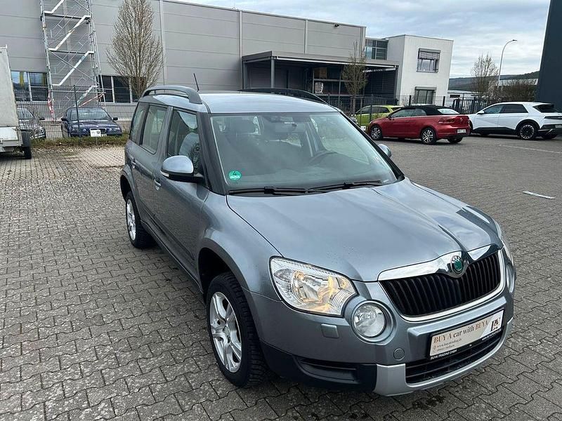 Gebraucht Skoda Yeti Ambition 122 PS (89 kW) 2011 Grau SUV