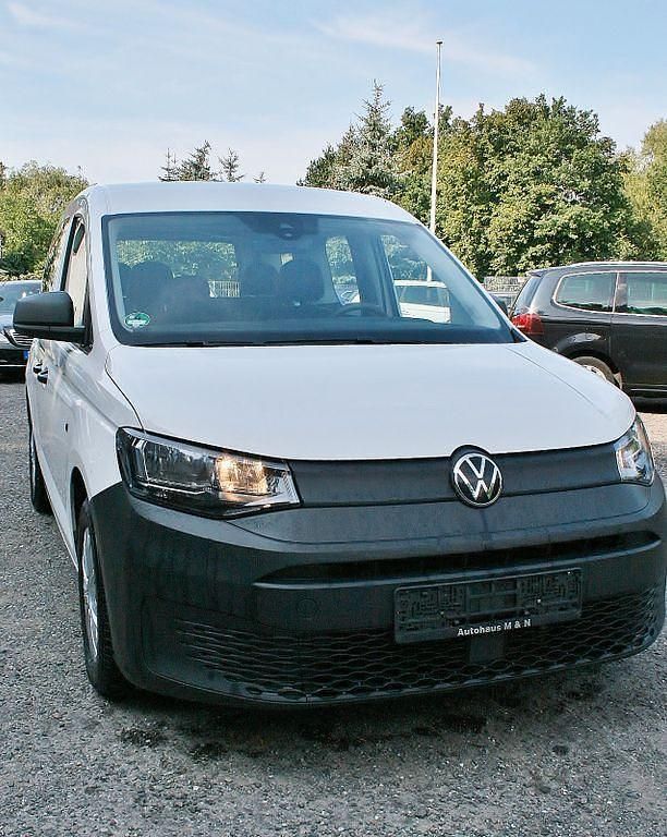 Weiß Gebraucht 2022 VW Caddy Van / Kleinbus | 18.990 € (Teuer) - Bild 1/4
