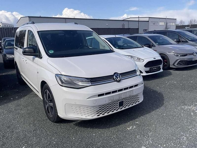 Gebraucht VW Caddy 122 PS (89 kW) 2022 Weiß Van / Kleinbus