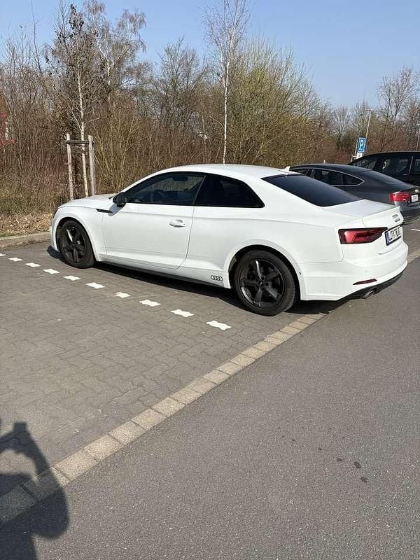 Gebraucht Audi A5 S-Line 190 PS (139 kW) 2019 Weiß Coupé