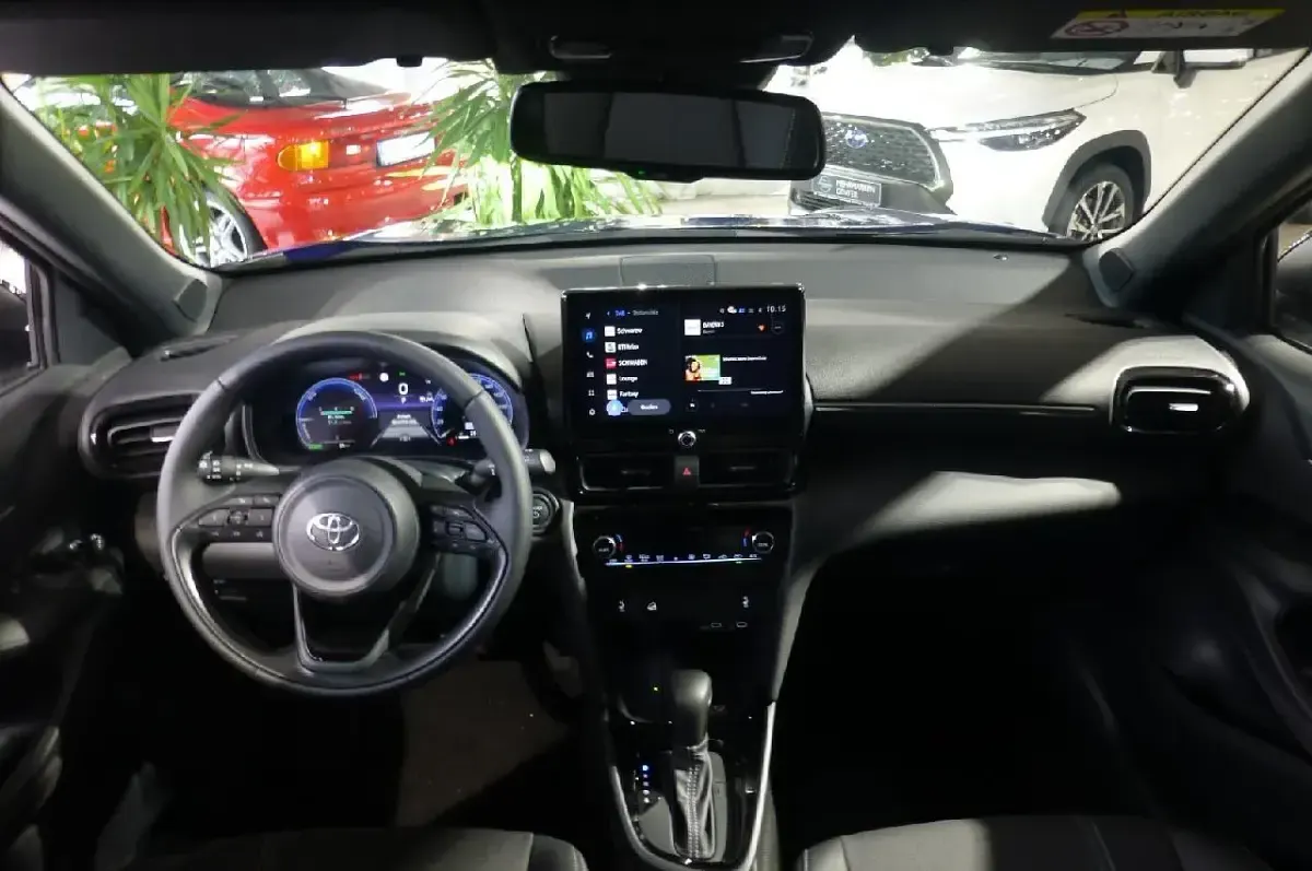 Gebraucht Toyota Yaris Cross Executive 131 PS (96 kW) 2025 Auf anfrage SUV