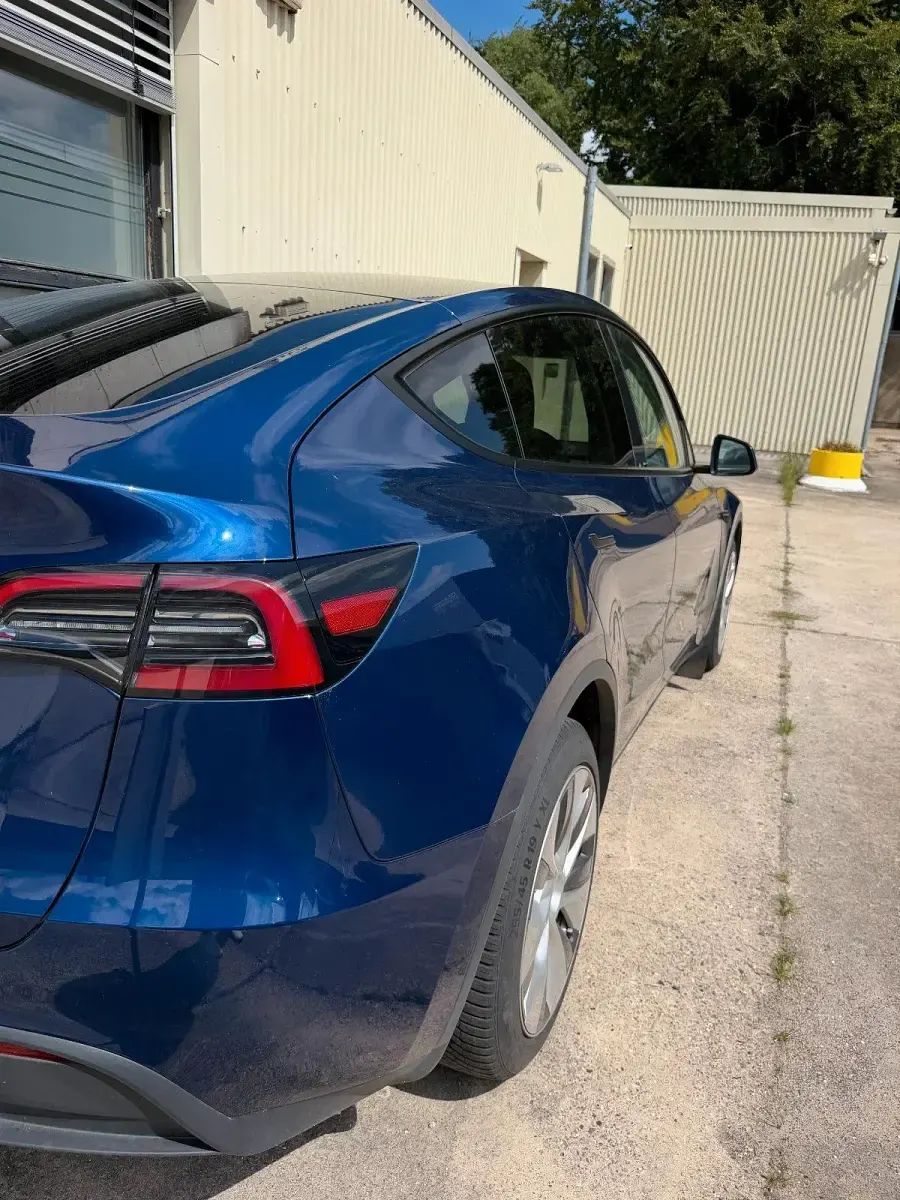Gebraucht Tesla Model Y RWD 250 kW (340 PS) 2024 Blau SUV