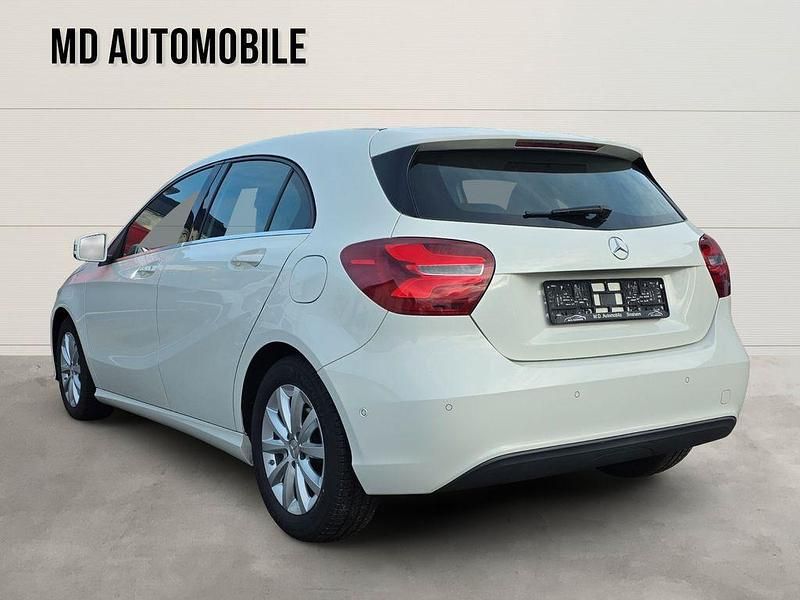 Gebraucht Mercedes A200 156 PS (114 kW) 2016 Weiß Limousine