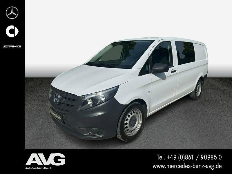 Arktikweiß Gebraucht 2021 Mercedes Vito Van / Kleinbus | 26.656 € - Bild 1/4