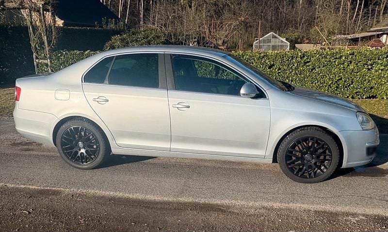 Gebraucht VW Jetta 177 PS (130 kW) 2006 Silber Limousine