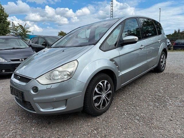 Silber Gebraucht 2007 Ford S-MAX Titanium Van / Kleinbus | 2.990 € (Fairer Preis) - Bild 1/4