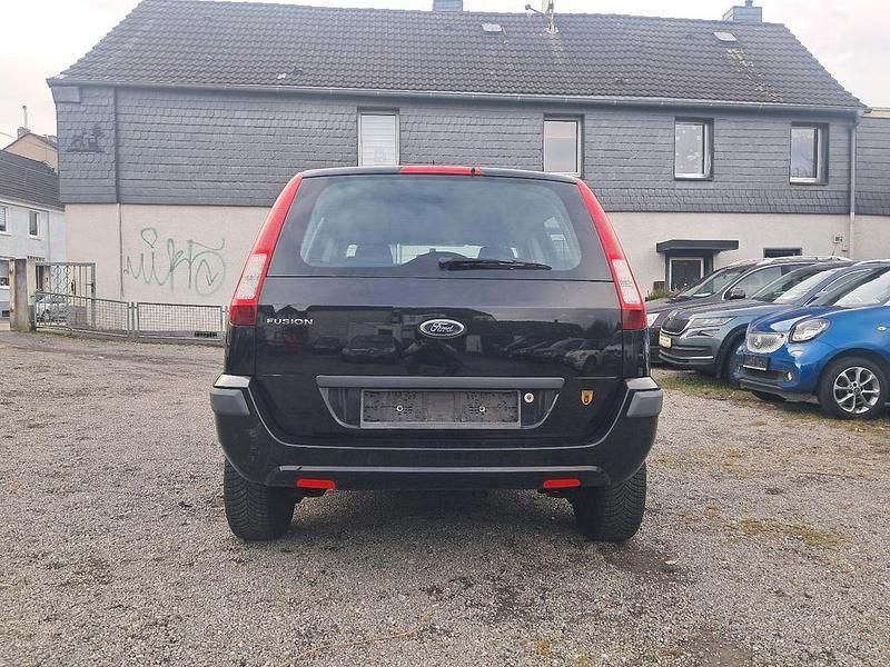 Gebraucht Ford Fusion Style 80 PS (58 kW) 2011 Schwarz Kleinwagen