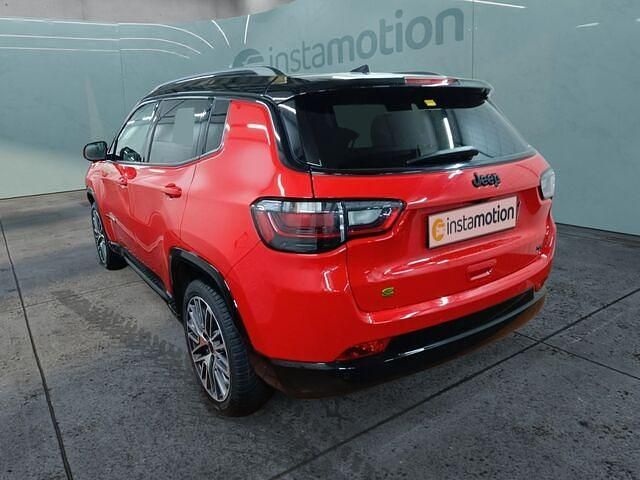 Gebraucht Jeep Compass Summit 131 PS (96 kW) 2024 Rot SUV