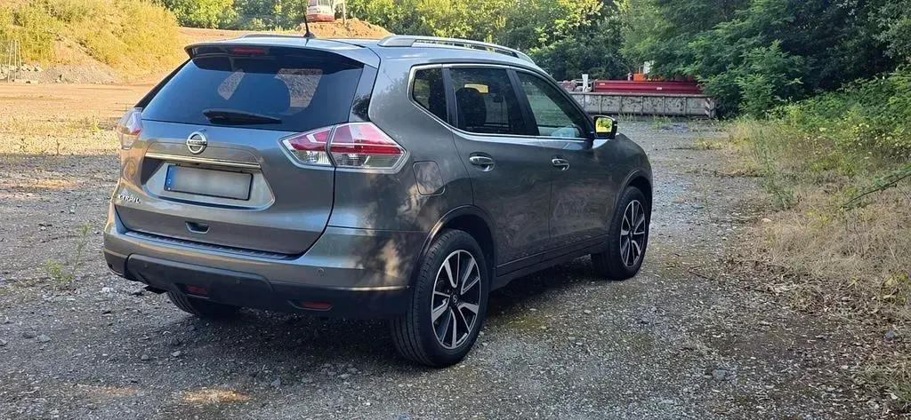 Gebraucht Nissan X-Trail N-Vision 177 PS (130 kW) 2017 Grau SUV