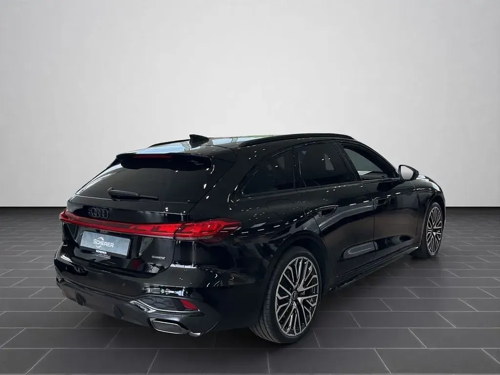 Neu Audi A5 Advanced 299 PS (219 kW) 2026 Mythosschwarz metallic (metallic) Kombi