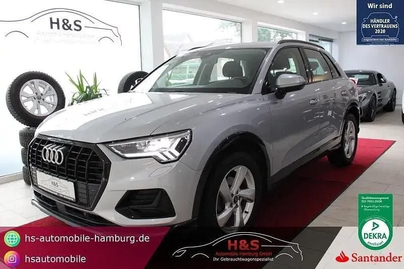 Florettsilber Gebraucht 2021 Audi Q3 Advanced SUV | 27.400 € (Superpreis) - Bild 1/4