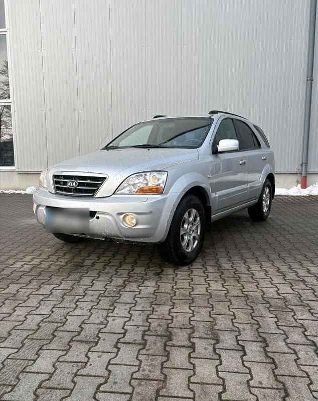Silber Gebraucht 2009 Kia Sorento SUV | 3.500 € - Bild 1/4