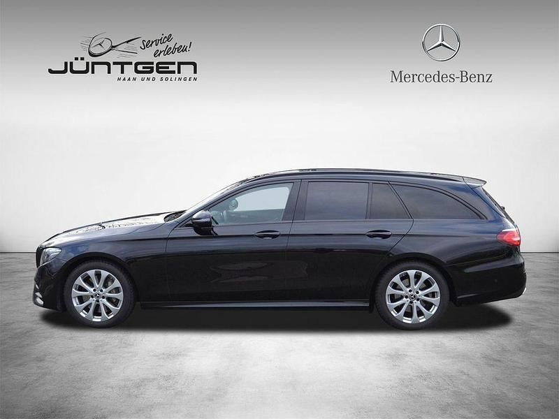 Gebraucht Mercedes E350 AMG 258 PS (189 kW) 2018 Schwarz Limousine