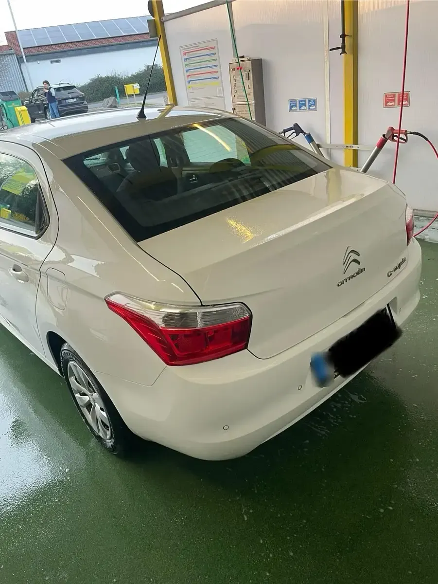 Gebraucht Citroën C-Elysee I 116 PS (85 kW) 2016 Weiß Limousine
