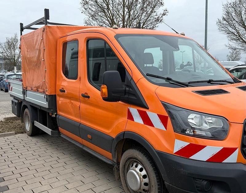 Gebraucht Ford Transit 170 PS (125 kW) 2017 Orange Limousine