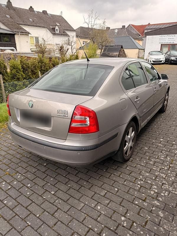 Gebraucht Skoda Octavia Elegance 150 PS (110 kW) 2007 Gold Limousine