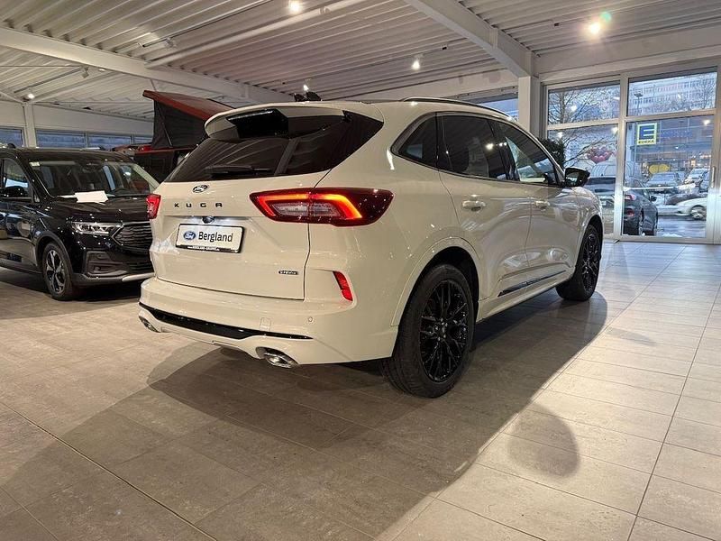 Neu Ford Kuga 242 PS (177 kW) 2026 Metropolis white pn4gv weiß SUV