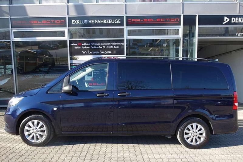 Gebraucht Mercedes Vito 114 PS (83 kW) 2018 Blau Van