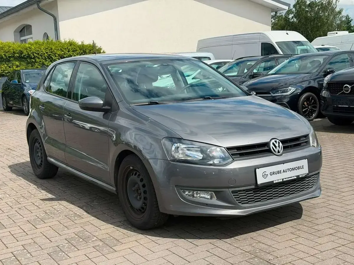 Gebraucht VW Polo Style 90 PS (66 kW) 2012 Grau Kleinwagen