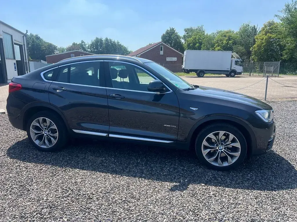 Gebraucht BMW X4 Performance 245 PS (180 kW) 2015 Grau SUV