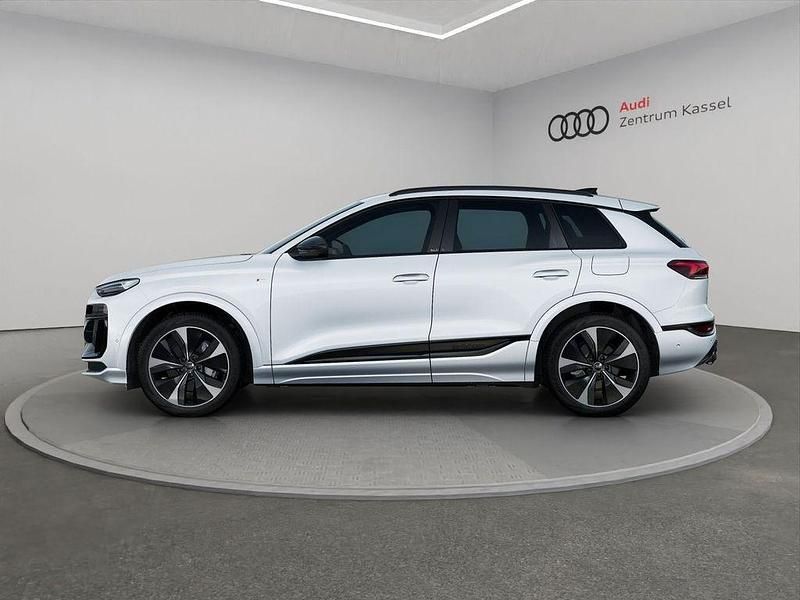 Neu Audi Q6 e-tron S-Line 225 kW (306 PS) 2026 Weiß SUV