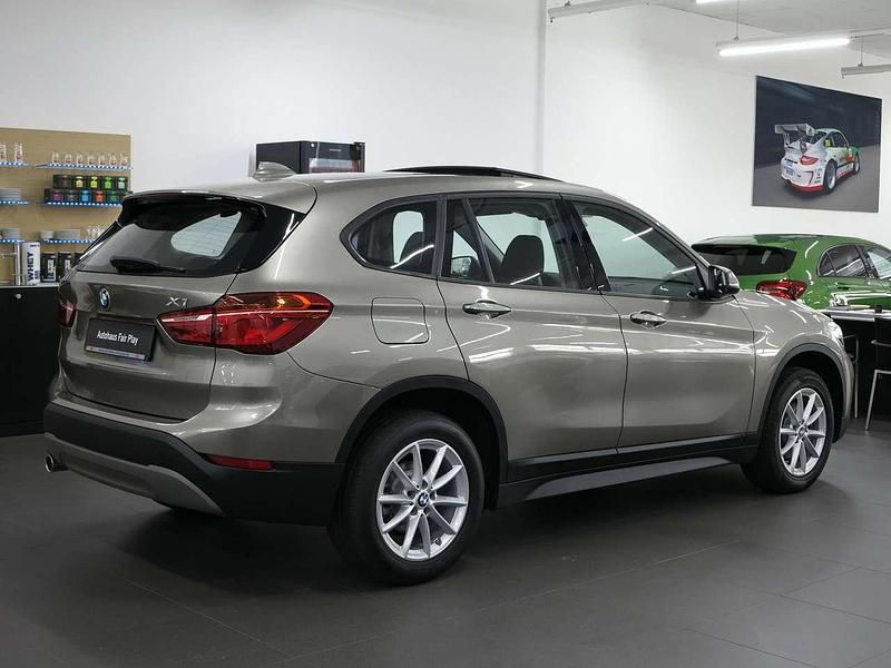 Gebraucht BMW X1 150 PS (110 kW) 2016 Silber SUV
