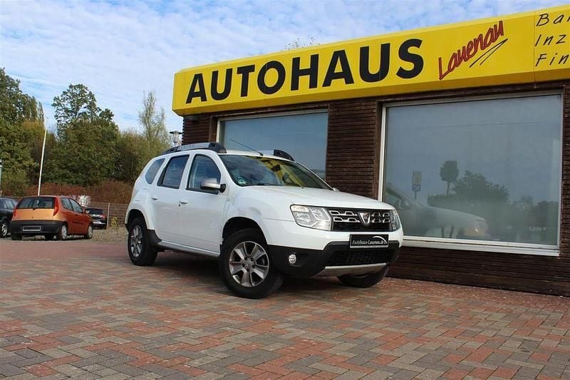 Weiß Gebraucht 2016 Dacia Duster SUV | 7.980 € (Superpreis) - Bild 1/4