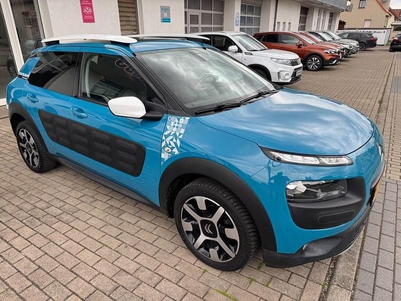 Gebraucht Citroën C4 Cactus Rip Curl 110 PS (80 kW) 2018 Blau Kleinwagen