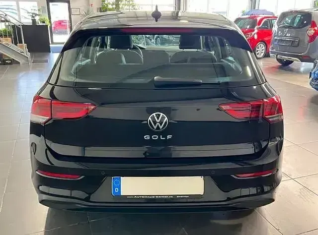 Gebraucht VW Golf VIII 110 PS (80 kW) 2022 Schwarz Limousine