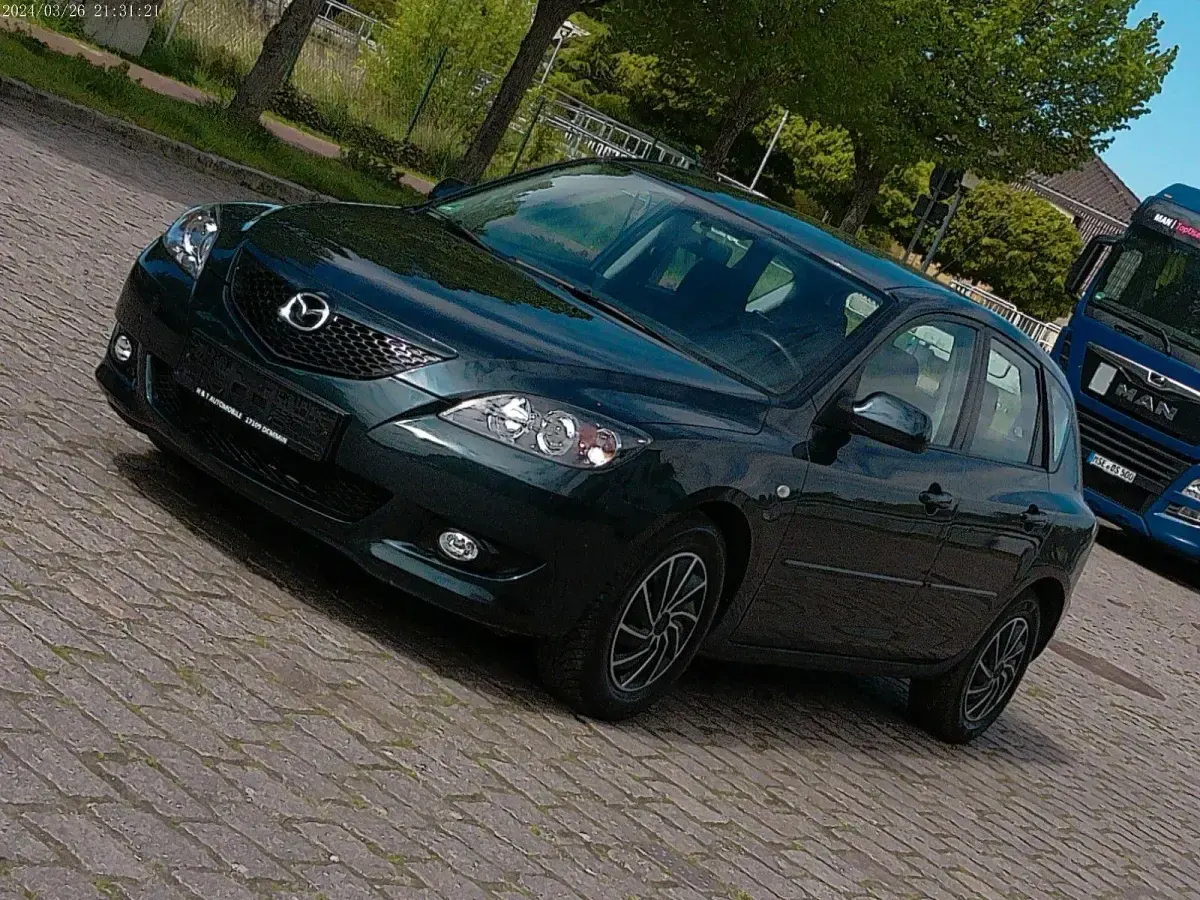 Usata Mazda 3 Active 105 CV (77 kW) 2006 Verde Utilitaria