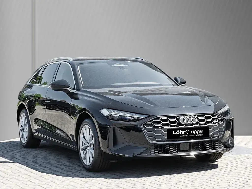 Neu Audi A5 Sport 204 PS (150 kW) 2026 Schwarz Kombi