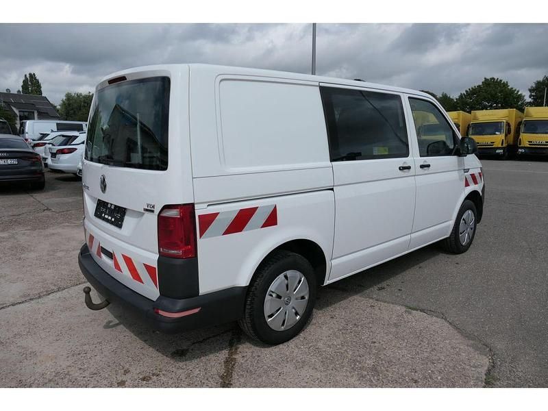 Gebraucht VW Transporter 140 PS (102 kW) 2016 Weiss Van