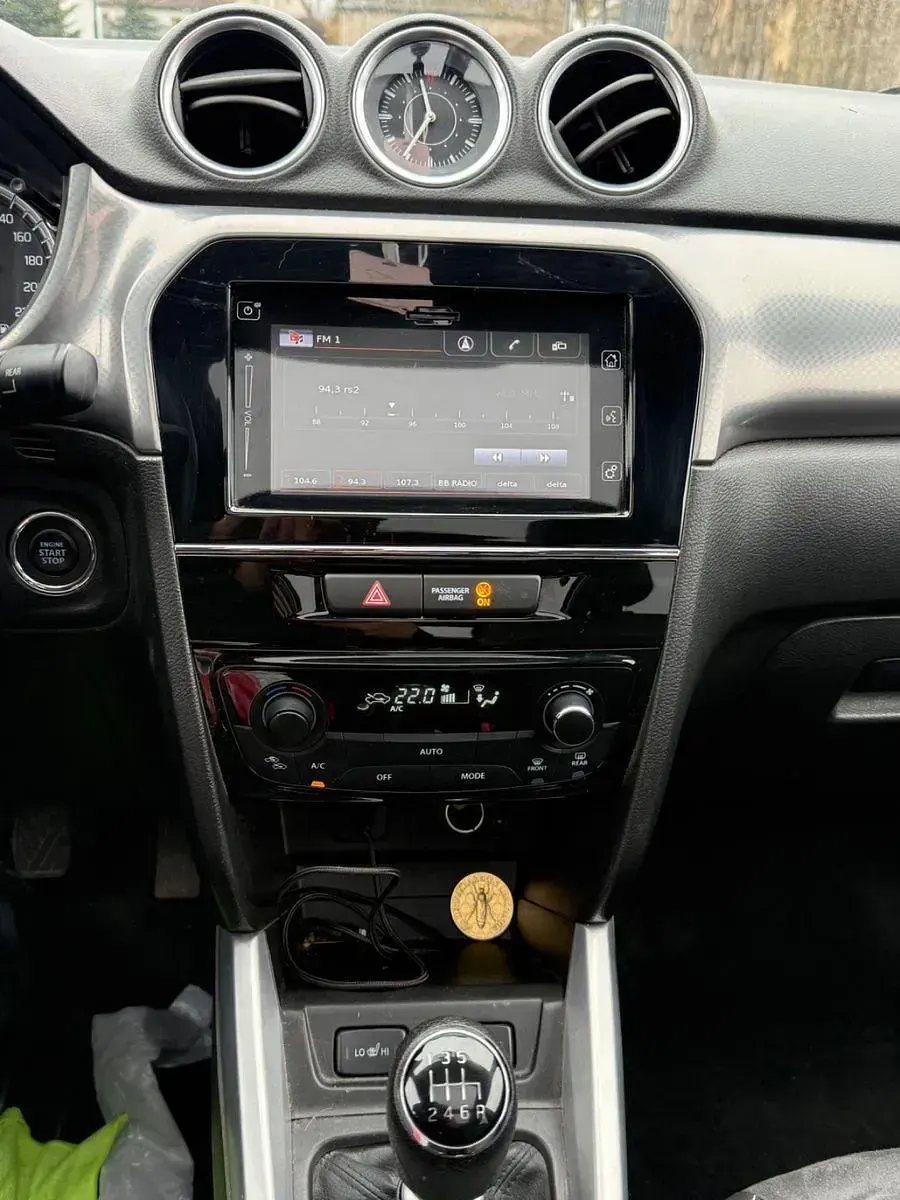 Gebraucht Suzuki Vitara Comfort+ 120 PS (88 kW) 2015 Weiß SUV