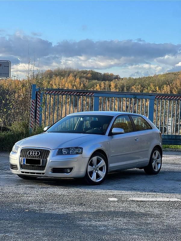 Silber Gebraucht 2007 Audi A3 Kleinwagen | 4.200 € (Fairer Preis) - Bild 1/4