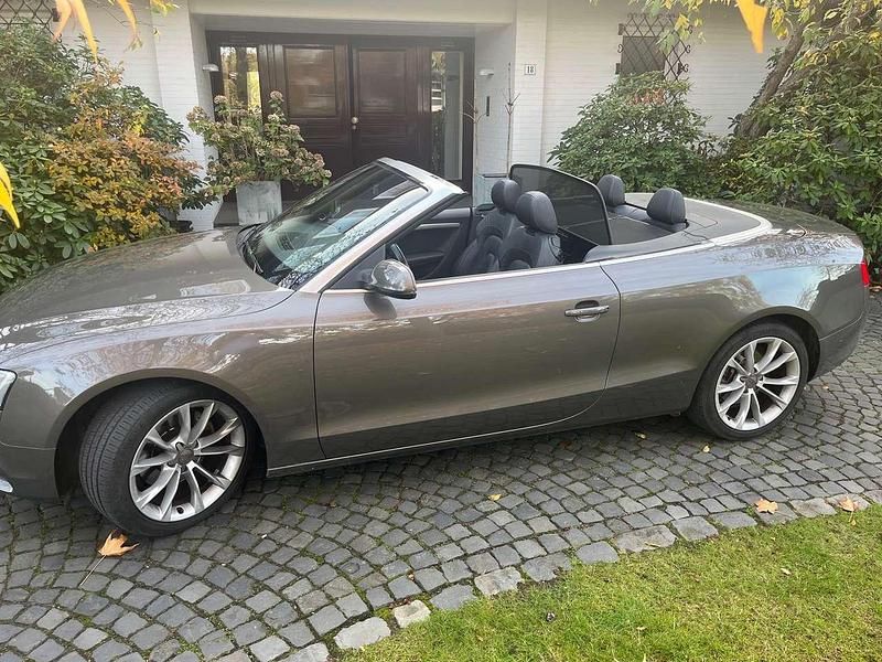 Gebraucht Audi Cabriolet 177 PS (130 kW) 2013 Beige Cabrio