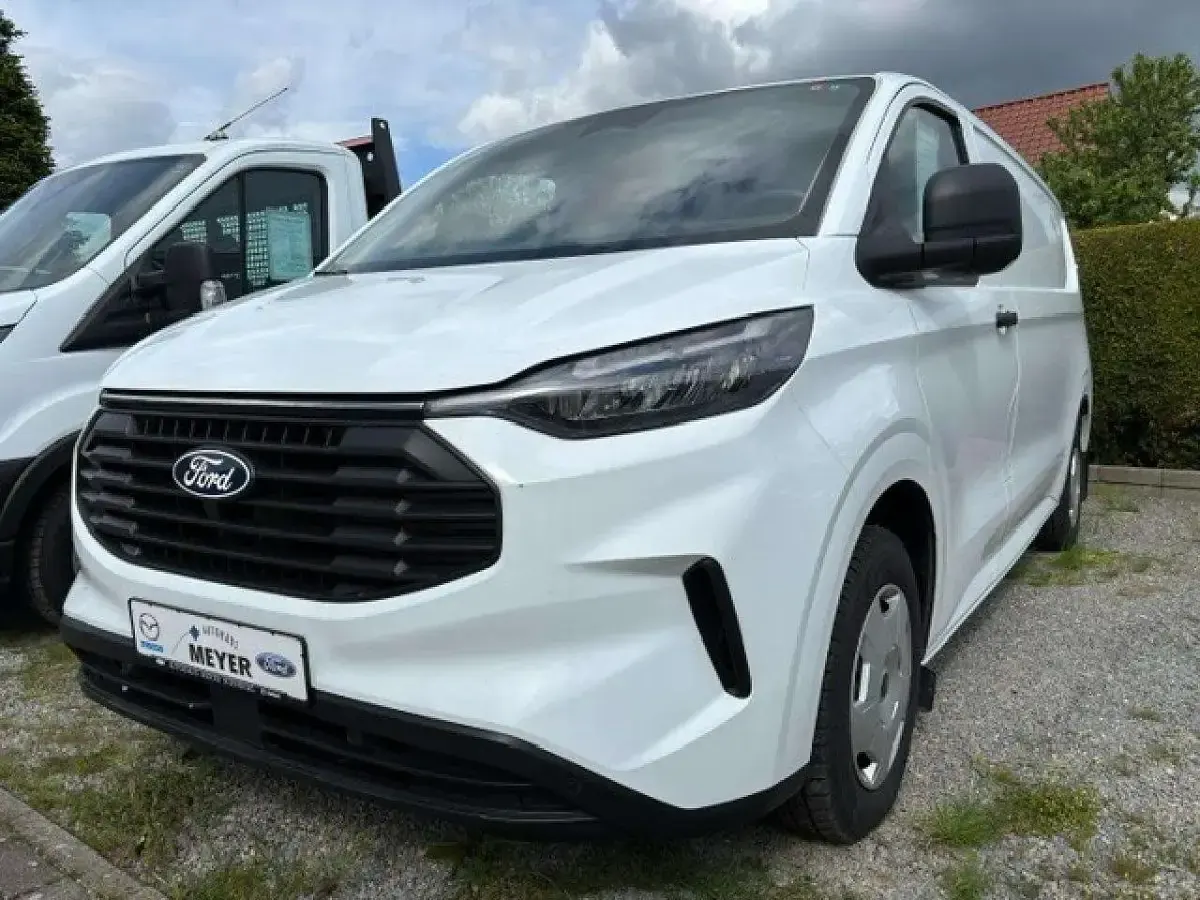Usado Ford Transit Custom Trend 110 HP (80 kW) 2024 Branco Monovolume