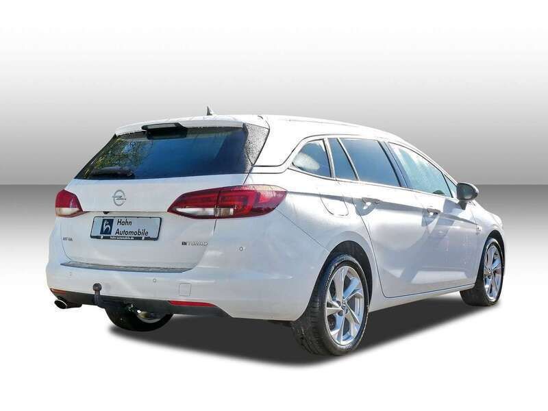 Gebraucht Opel Astra Innovation 150 PS (110 kW) 2018 Weiß schneeweiss/summitwhite/arctic Kombi